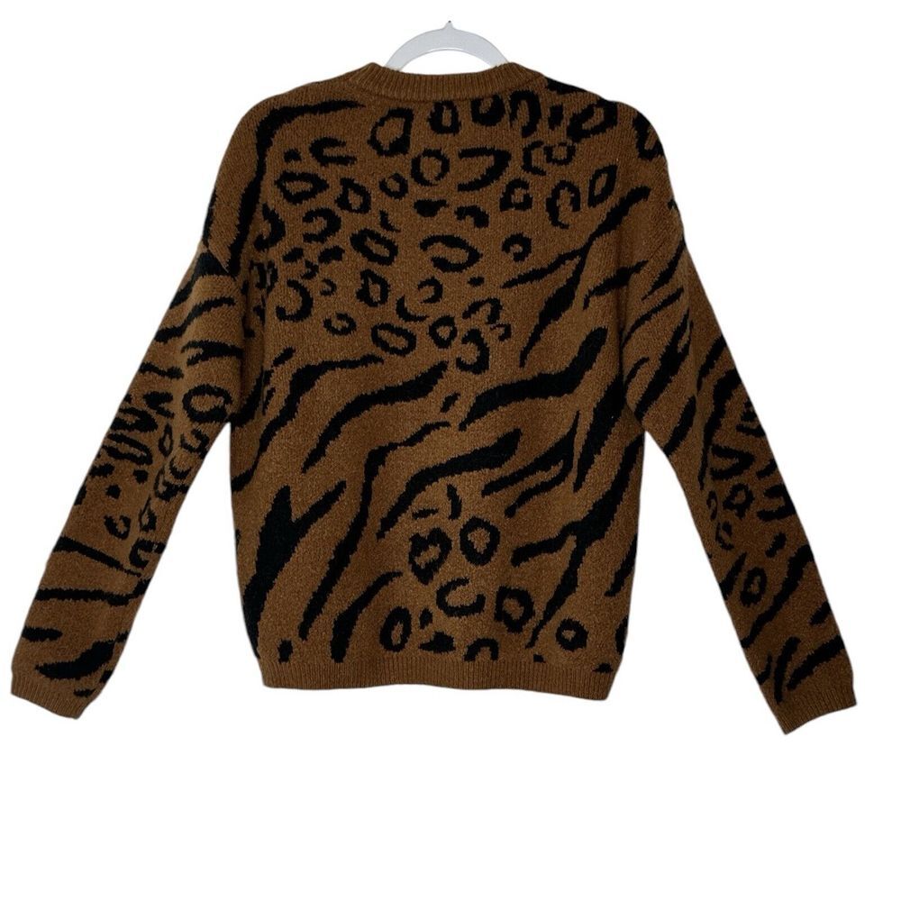 REVOLVE LINE & DOT  Sweater Women Small Oversized  Soft‎ Relaxed Cheetah Print - Picture 2 of 7